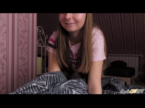 ❤️ בלונדי יונקת את ה-BFF שלה עמוק ומקבלת גמור בפה סופר-פורנו אצלנו ❌️❤